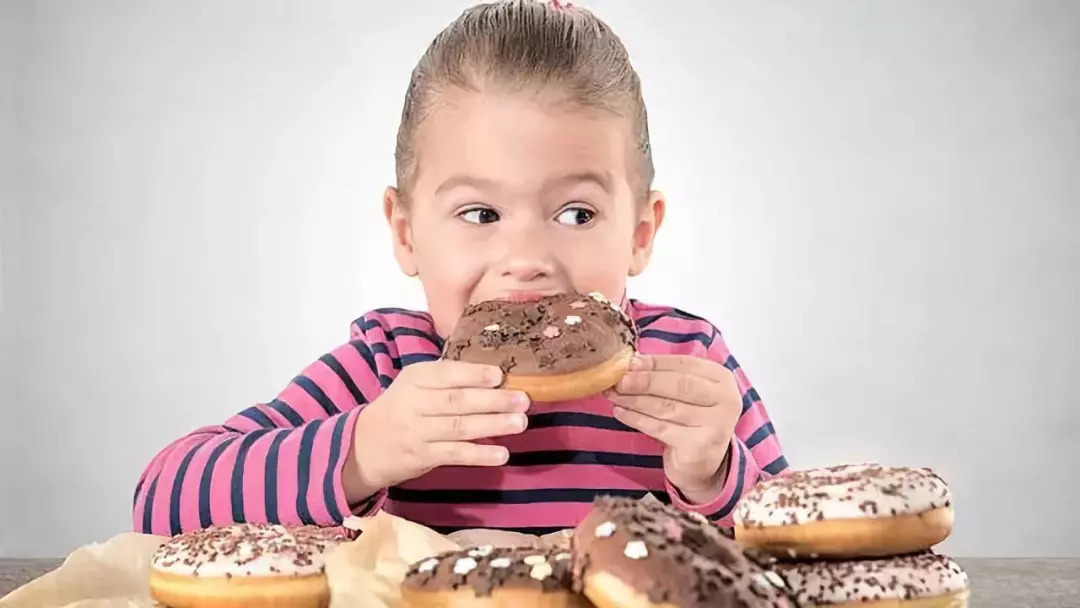 暴食癥是心理疾病嗎，應(yīng)該怎么改善？